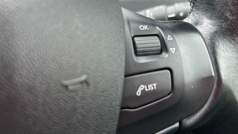 Peugeot 208 1.2 PureTech 82 Tech Edition 5dr [Start Stop] Petrol Hatchback